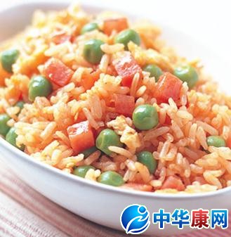 番茄酱炒饭做法_番茄酱炒饭怎么做好吃
