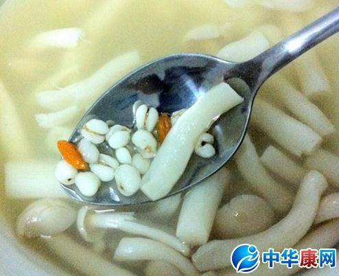 【淮山药薏米粥】淮山药薏米粥怎么做_淮山药