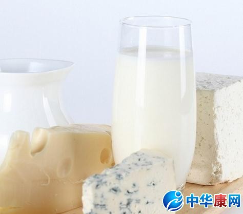 盐水洗脸_牛奶如何洗脸