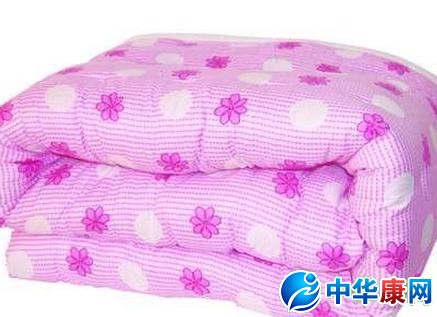 被子怎么洗_被子应该怎么洗_居家常识_中华康