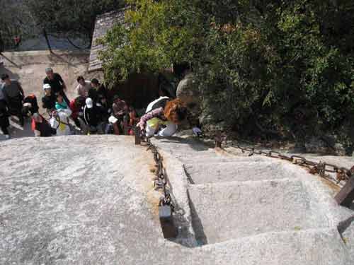 爬山 在愉悦身心中健身