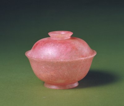 芙蓉石盖碗 (图)