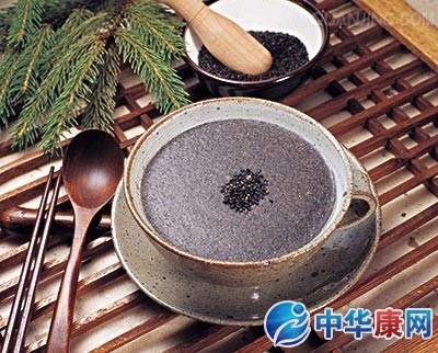 夏天养颜粥 吃出美肤肌_美容饮食