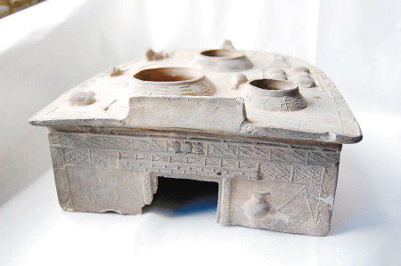 生活气息浓郁的汉代陶灶 (图)